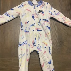 Nike onesie with footies / long sleeve